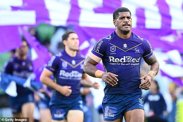 La estrella del fútbol Tui Kamikamica hace promesas sorprendentes después de someterse a una cirugía cerebral de emergencia por un derrame cerebral con solo 31 años.