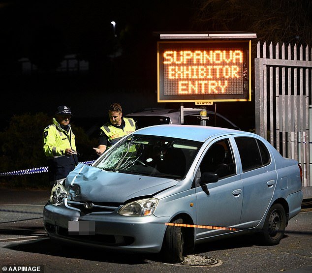 Los detalles sobre el conductor acusado están surgiendo después de que un grupo de asistentes fuera atropellado afuera de una convención de cómics en Melbourne.