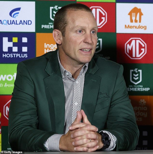 ¡Él es tu hombre! Las estrellas de Rabbitohs respaldan al hijo favorito de los Dragones, Ben Hornby, para ser el próximo entrenador en jefe de Red V