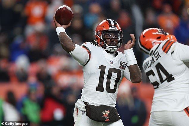 El ex quarterback de la NFL conmociona a los fanáticos al retirarse del fútbol con tan solo 31 años