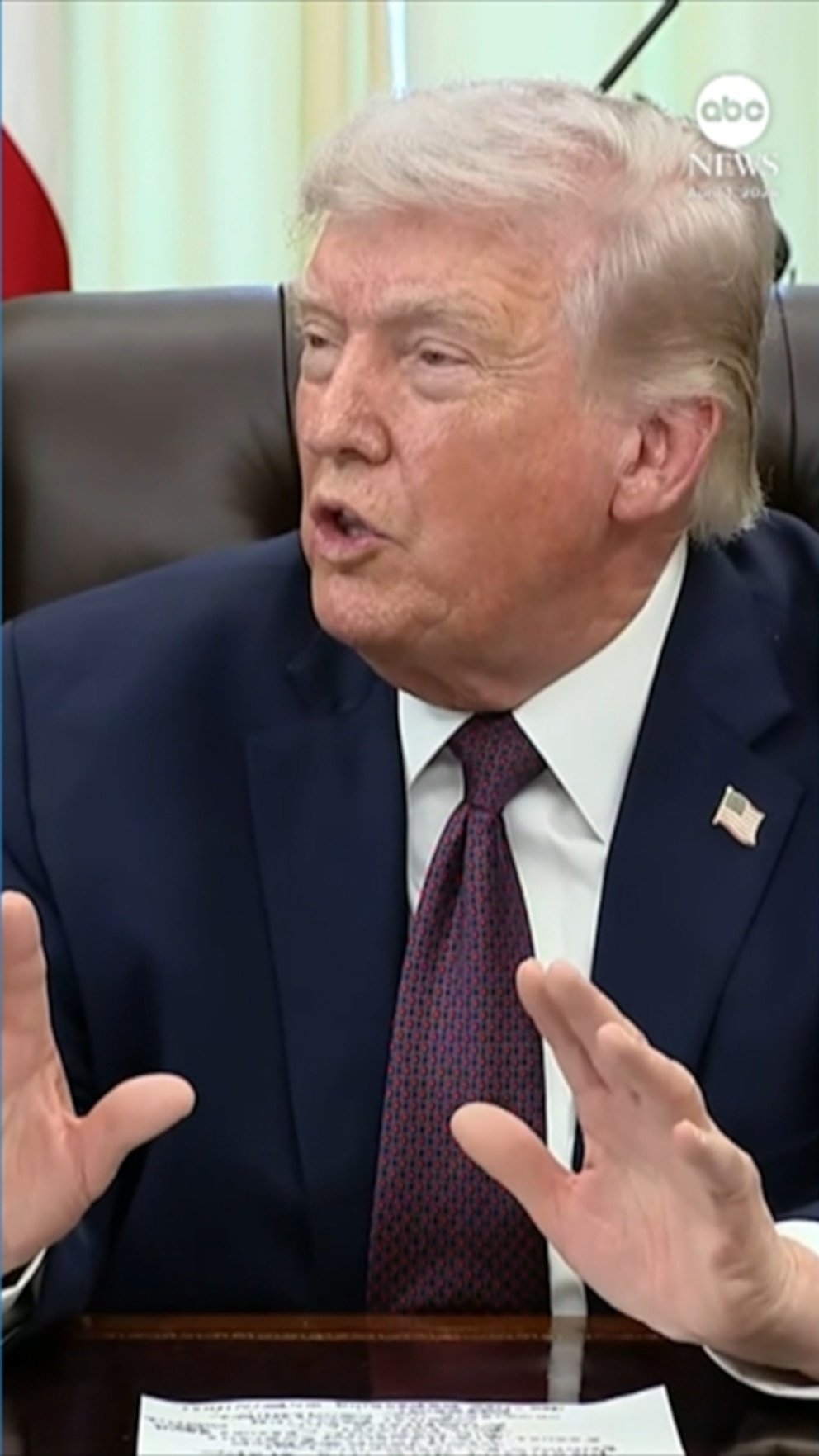 Vídeo: El presidente Trump asiste a la audiencia de la Corte Suprema sobre la primogenitura