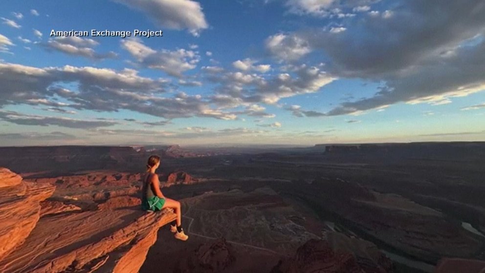 MIRAR: El programa de intercambio ayuda a los adolescentes a experimentar los EE. UU.