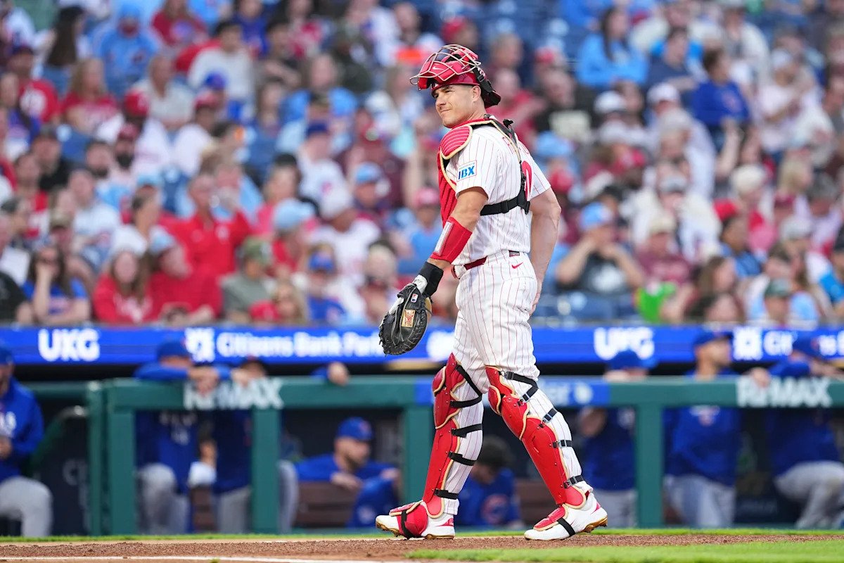 Se espera que el receptor de los Filis, JT Realmuto, coloque al receptor JT Realmuto en la lista de lesionados por una lesión en la espalda baja.