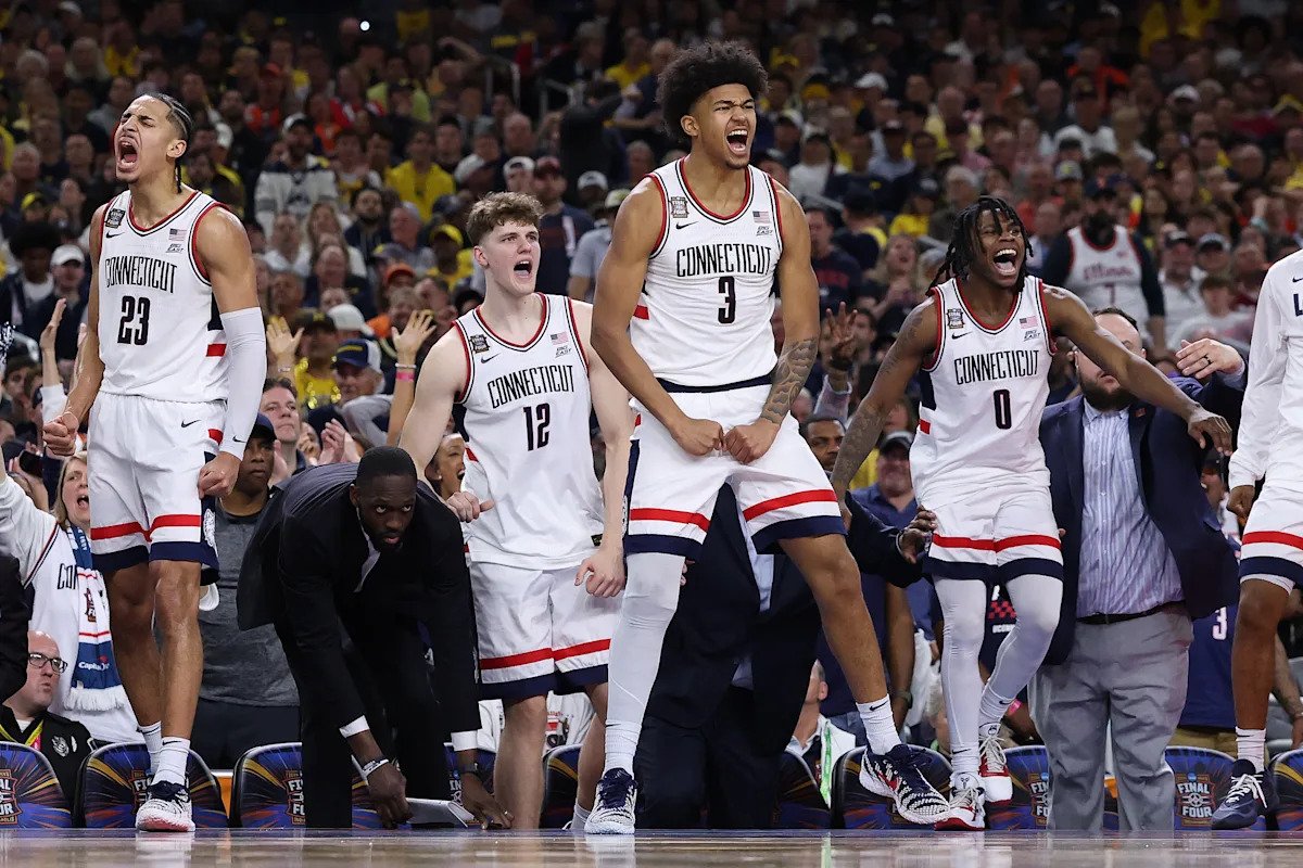 Probabilidades y apuestas para la Final Four de 2026: teníamos la IA configurada en UConn-Michigan. Por esta razón, se espera que ganen los Huskies.