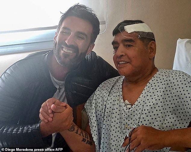 Nuevo juicio por la muerte de Diego Maradona: el equipo médico del ícono del fútbol, acusado de “tratarlo como a un animal” en la “Casa de los Horrores”, regresa a los tribunales de Buenos Aires