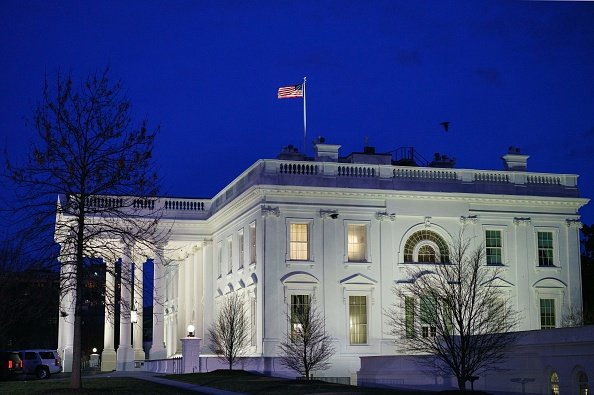 Las empresas farmacéuticas están evitando los aranceles de Trump, por ahora