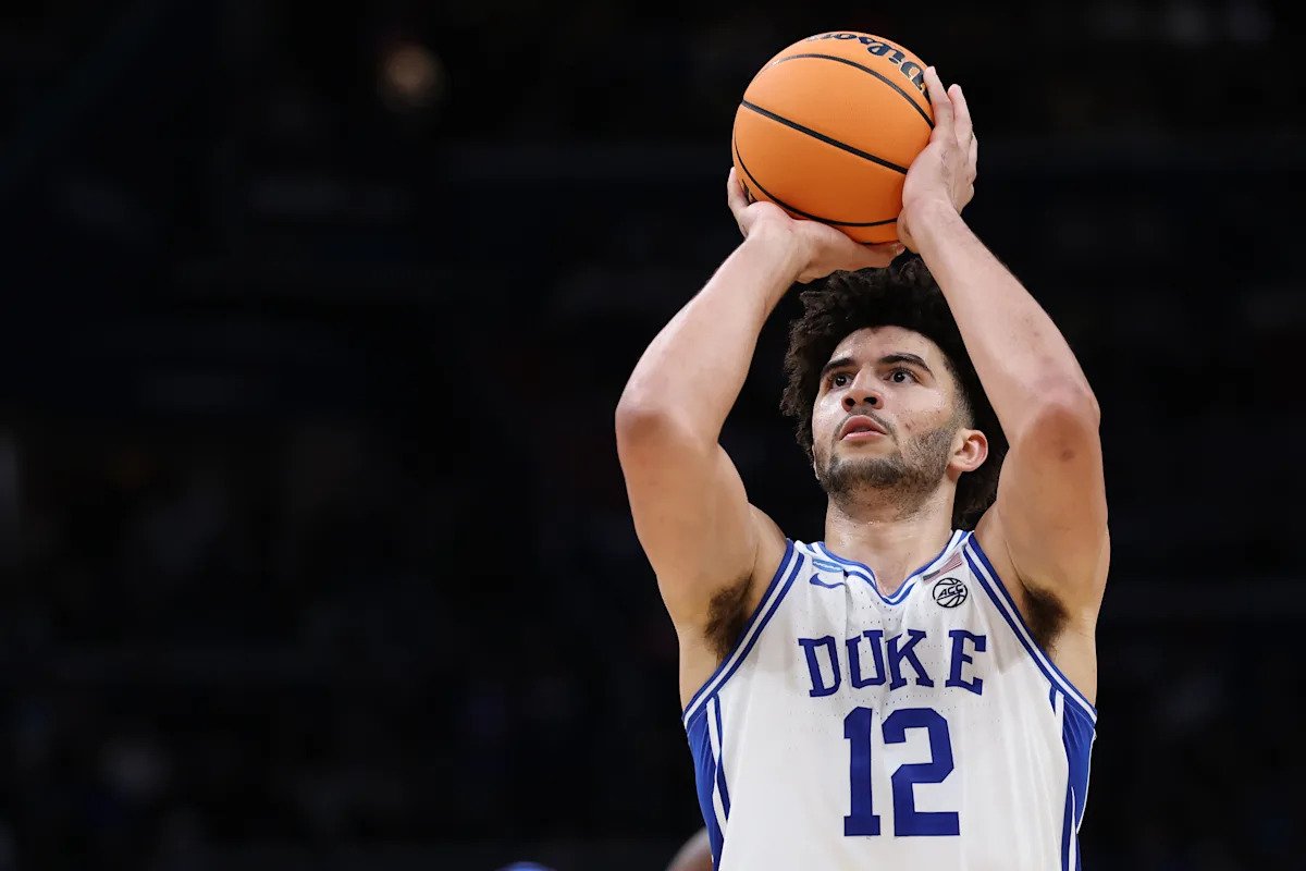 Cameron Boozer de Duke gana el premio Naismith al Jugador del Año masculino