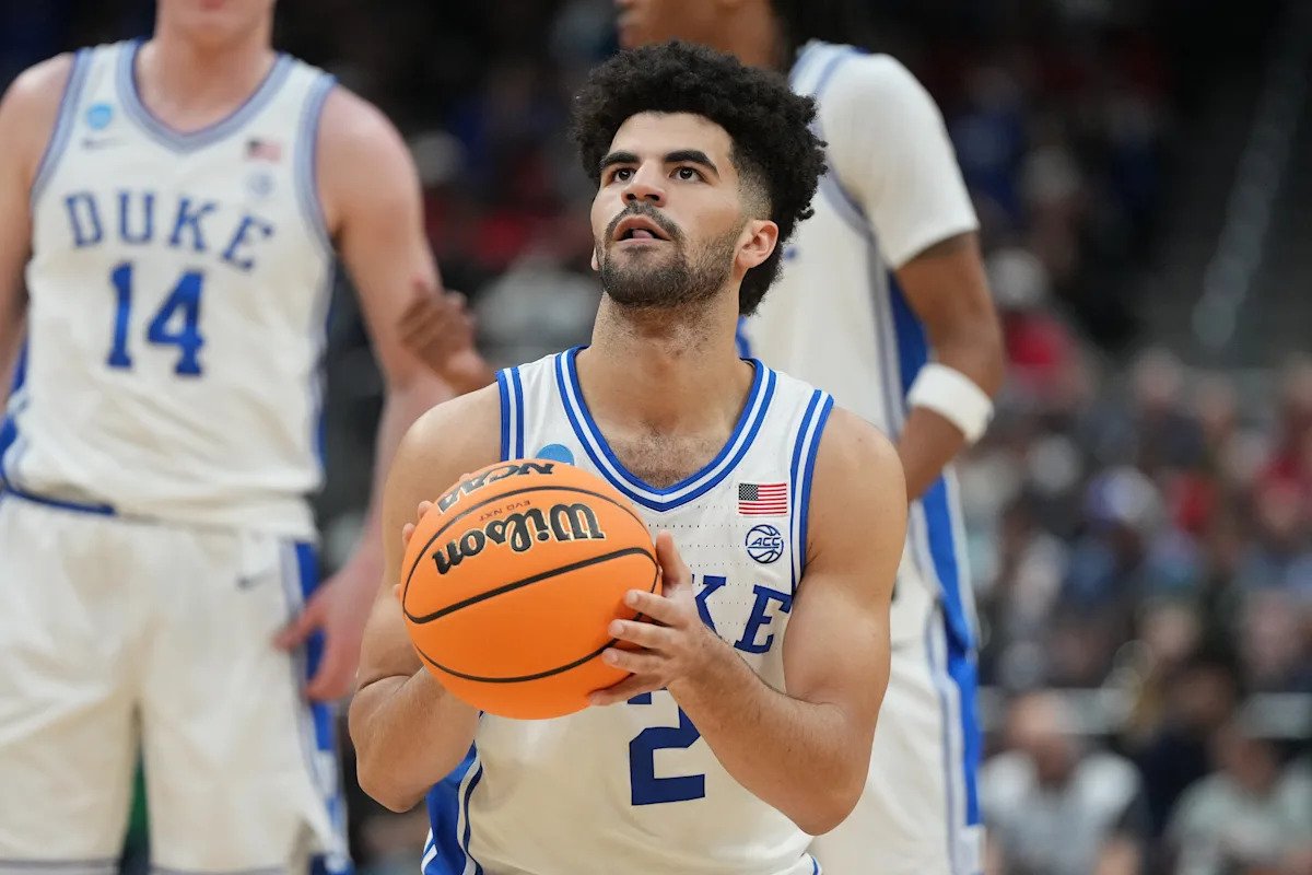 Se informa que Cayden Boozer de Duke regresará para la segunda temporada