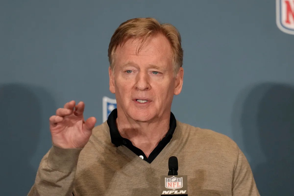 Roger Goodell defiende la política de diversidad después de que Florida AG impugne la regla Rooney: ‘Conocemos muy bien las leyes’