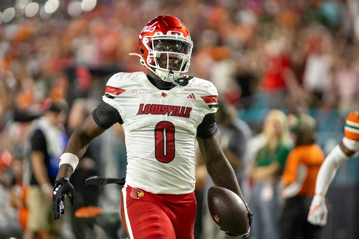 Video de Fantasy Football: ¿A quién podrían apuntar los Eagles como receptor abierto en el Draft de la NFL de 2026?