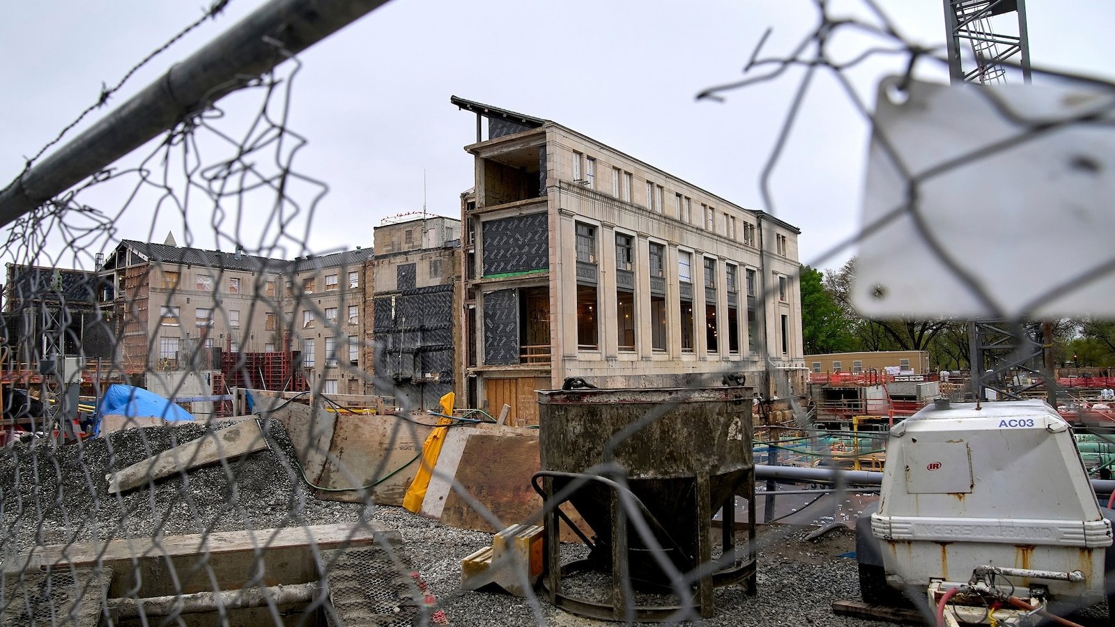 Fiscales del Departamento de Justicia despedidos tras visita no anunciada al sitio de construcción de la Fed: fuentes