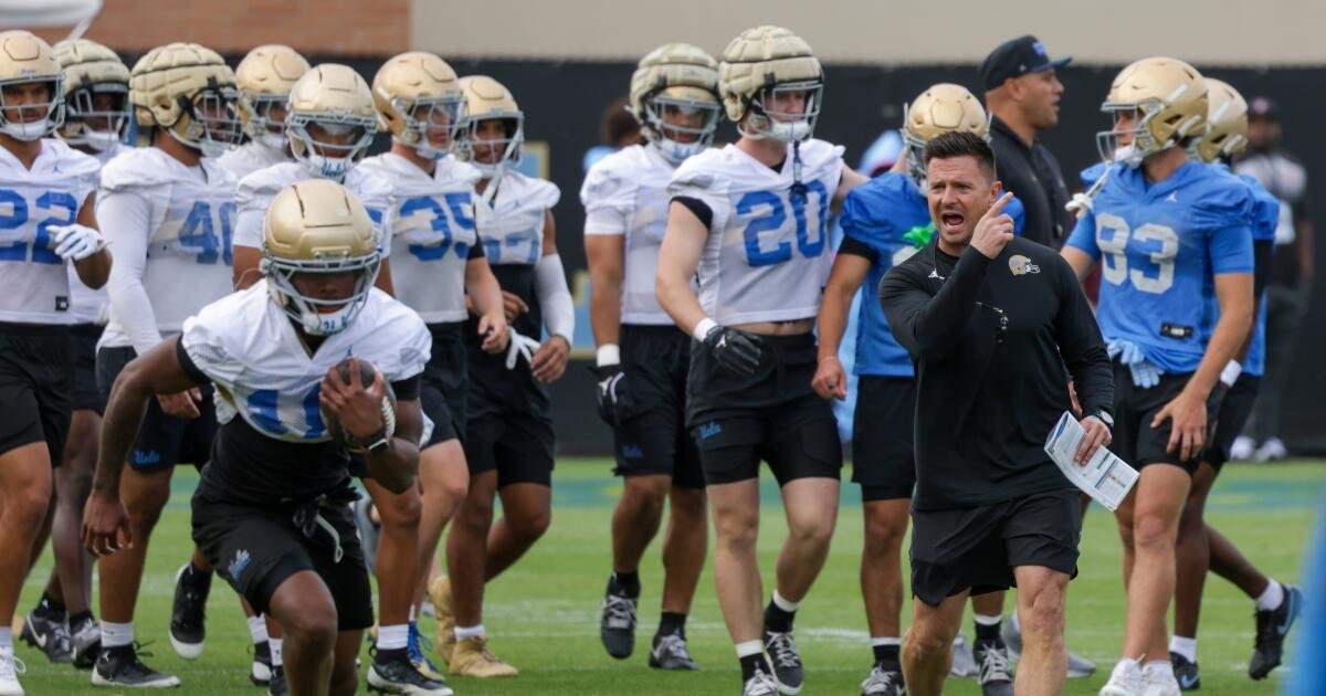 El entrenador de UCLA, Bob Chesney, evalúa a los Bruins en función del rendimiento, no de la perfección