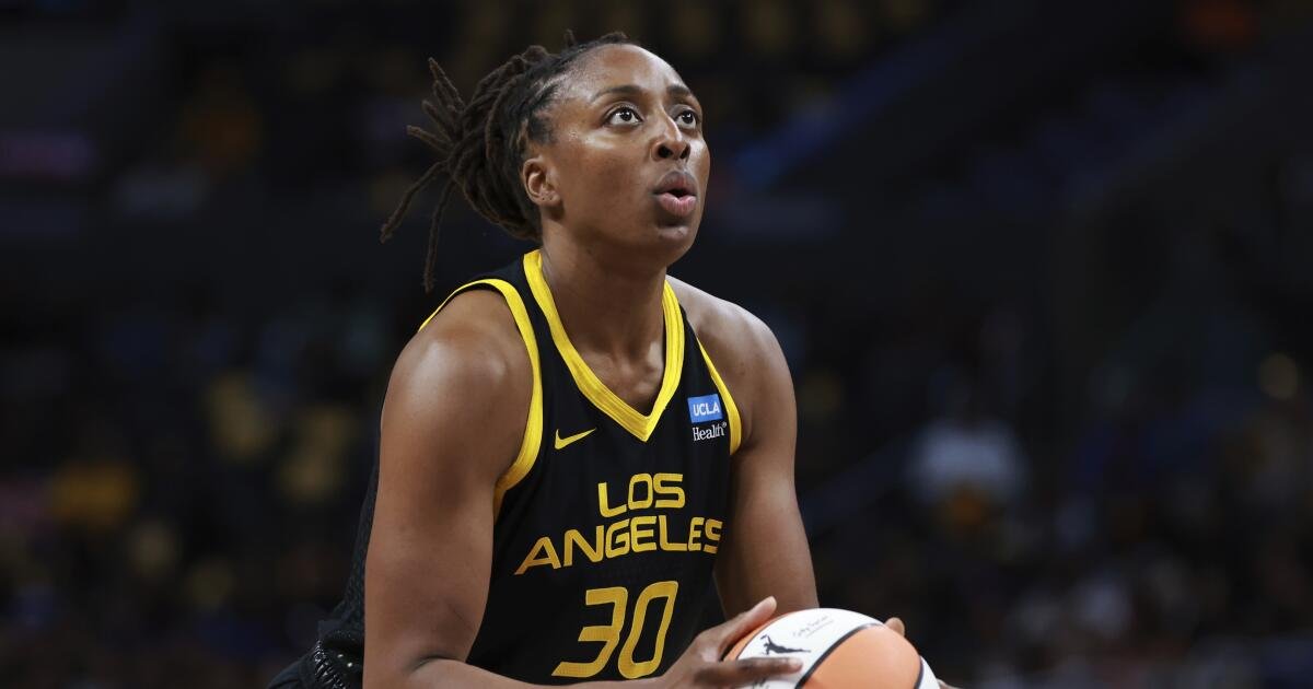 Nneka Ogwumike regresa a las Sparks y aumenta sus ganas de ganar