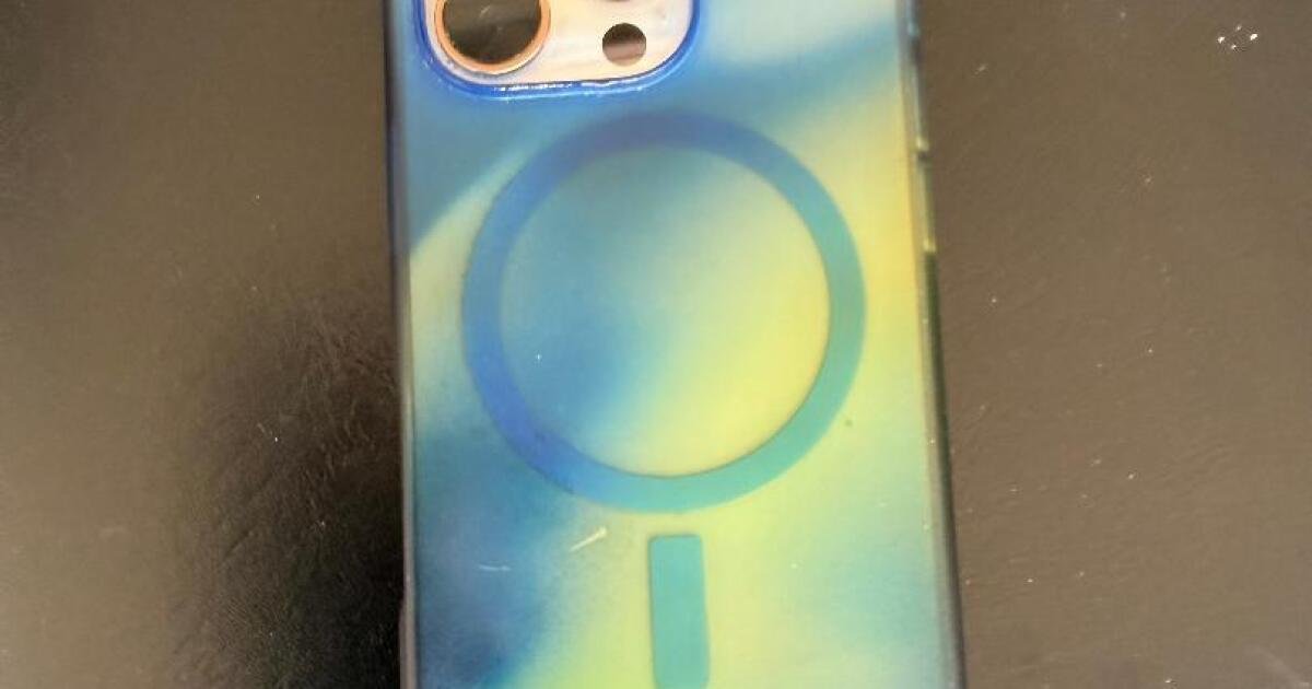 Discusión preparatoria: La prohibición de los teléfonos móviles en la escuela obliga a los estudiantes a volver a hablar