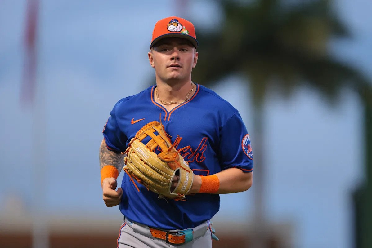 Según los informes, los Mets están seleccionando al mejor bateador AJ Ewing en el último puesto.