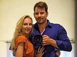 El marido que asesinó a su finalista de Miss Suiza y luego la desmenuzó en una licuadora es condenado a cadena perpetua delante de los sollozos de los padres de la víctima