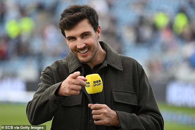 El Selector de Nueva Inglaterra NO DEBE ser una cita acogedora con la red de viejos muchachos de Rob Key como Steven Finn o Nick Knight. Aquí está quién debería conseguir el trabajo y por qué