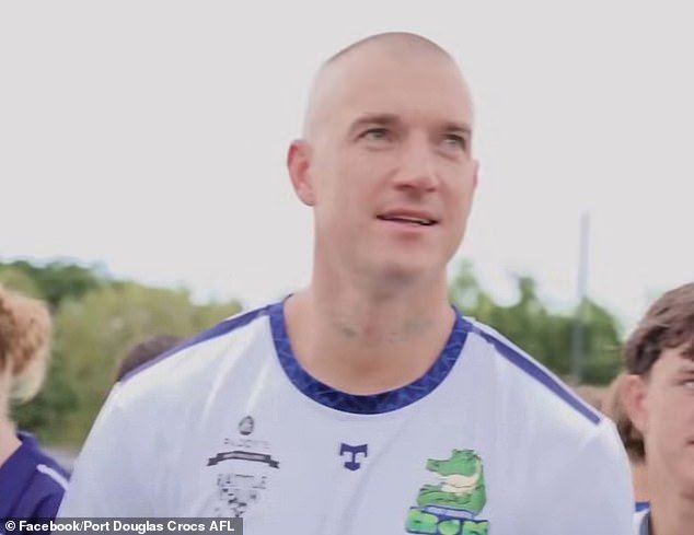 Dustin Martin está jugando su primer partido desde que se retiró de la AFL en uno de los últimos lugares que uno esperaría.