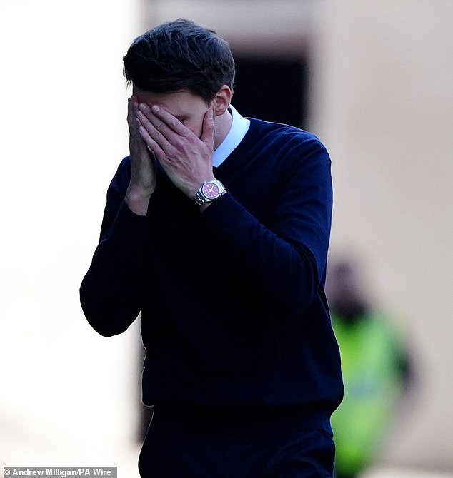 El tiempo de Danny Rohl en el Rangers se acaba si termina la temporada detrás de un jubilado en un club en crisis y un equipo con una fracción del presupuesto de Ibrox.