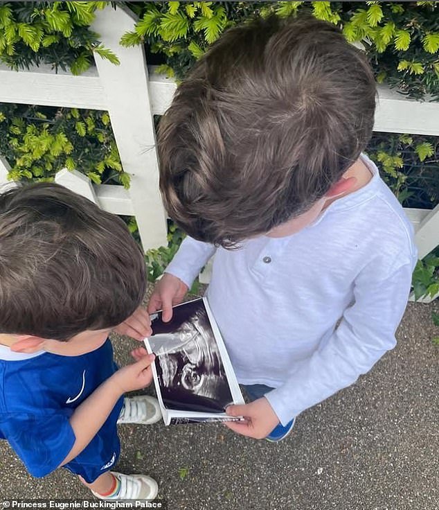 King está “encantado” cuando la princesa Eugenia anuncia que está esperando su tercer hijo con su esposo Jack Brooksbank.