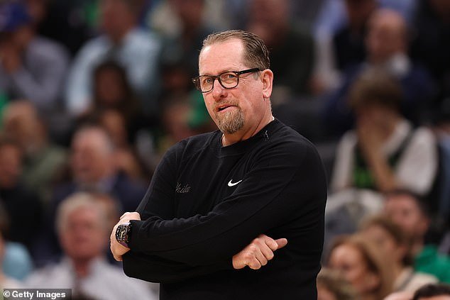 El entrenador de los 76ers deja el equipo para lidiar con una desgarradora tragedia familiar en plena serie de playoffs contra los Knicks