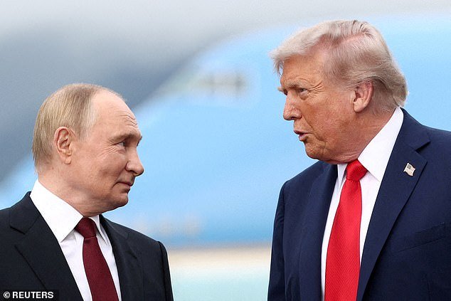 Trump sorprendió al mundo al negociar un impactante alto el fuego de tres días entre Rusia y Ucrania y un intercambio de 2.000 prisioneros en vísperas del Día de la Victoria de Putin.
