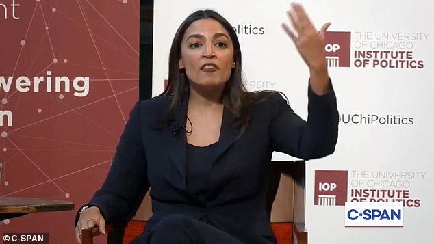 AOC sorprende a la multitud al revelar un tema clave en el que ella y Trump están de acuerdo
