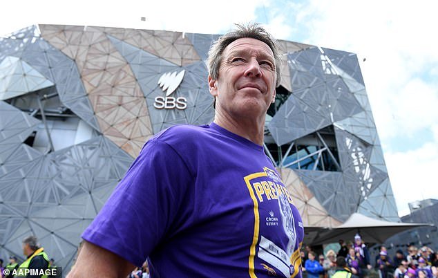 Craig Bellamy rompe su silencio sobre el futuro tras impactante revelación sobre su salud