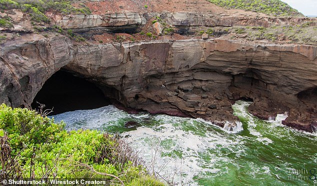 El horror cuando la búsqueda de un pescador arrastrado por las rocas de pargo termina en tragedia