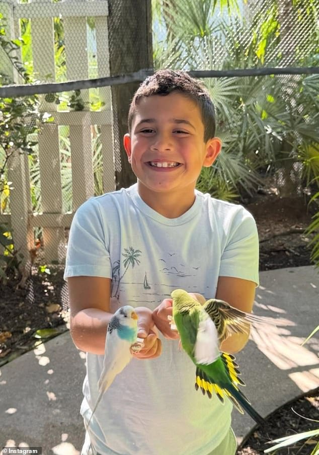 El ávido esquiador de 9 años estaba celebrando su cumpleaños pocos días antes de morir en un extraño accidente en el patio de una escuela primaria.