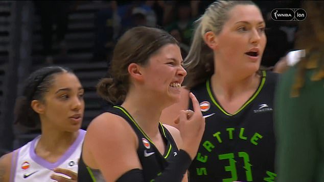 Jugadora de la WNBA se rompe los dientes al intentar recuperar el balón en el primer partido de temporada del equipo