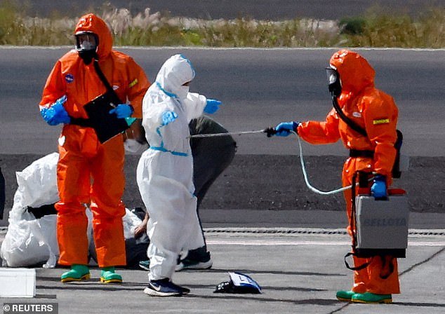 Actualización sobre cuatro australianos que todavía están a bordo del crucero MV Hondius infectado por el virus de las ratas durante las evacuaciones
