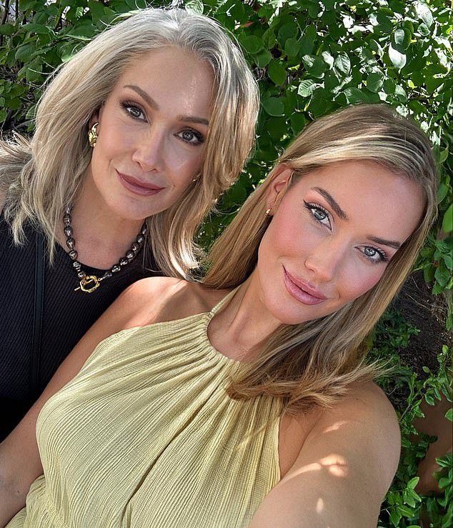 Paige Spiranac deja atónitos a sus fans al revelar una foto de su madre para conmemorar el Día de la Madre: ‘Debe ser IA’