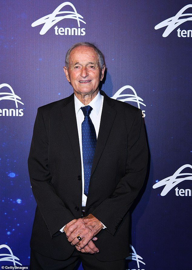 El tenis australiano está de luto por la pérdida de la leyenda del deporte que ganó el Abierto de Estados Unidos y la Copa Davis después de unos comienzos muy humildes.
