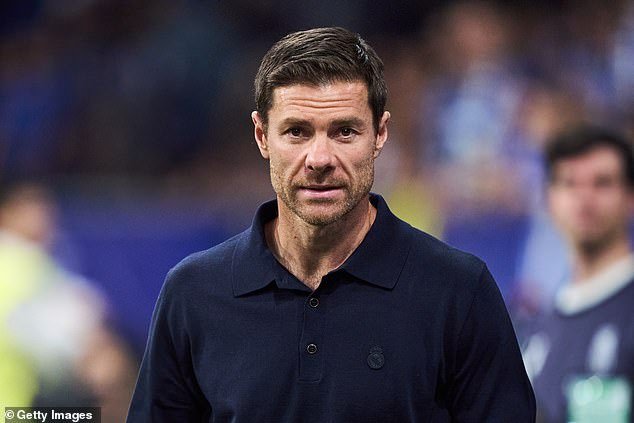 El Chelsea considera un acuerdo para nombrar a Xabi Alonso como nuevo entrenador: Los ‘blues’ están intensificando la búsqueda de la ex estrella del Liverpool y cinco nombres más, incluidos dos entrenadores de la Premier League, están en la lista corta del club