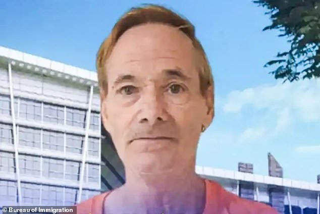 El infame sospechoso de secuestro de niños acusado de secuestrar a una niña de una bolera de Florida en 1989 es encontrado 37 años después en FILIPINAS.