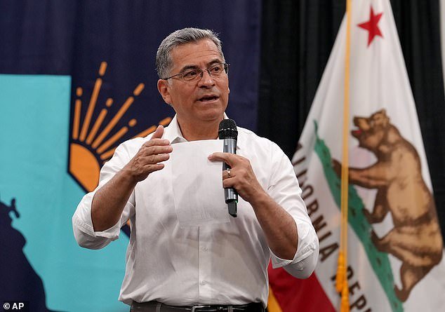 La IZQUIERDA interroga al aspirante a gobernador de California por instrucciones “aterradoras” a un periodista