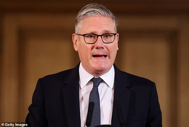 El cuestionado Keir Starmer “acordó mantener conversaciones sobre Indyref con John Swinney”.