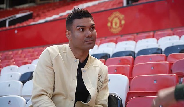 Casemiro critica al “irrespetuoso” Jamie Carragher por su discurso sobre “dejar el fútbol” sobre él y habla de cómo “todo el mundo te está matando” durante sus luchas en el Man United.