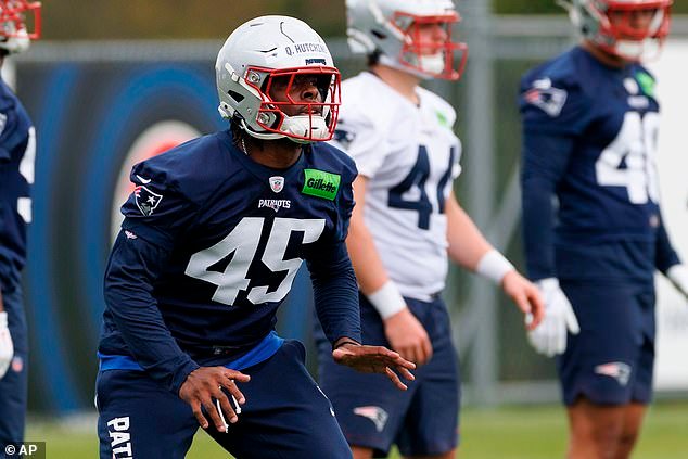 El novato de los New England Patriots fue acusado de violencia doméstica luego de ser reclutado mientras Mike Vrabel se desempeñaba como consultor en medio de la saga de Dianna Russini.