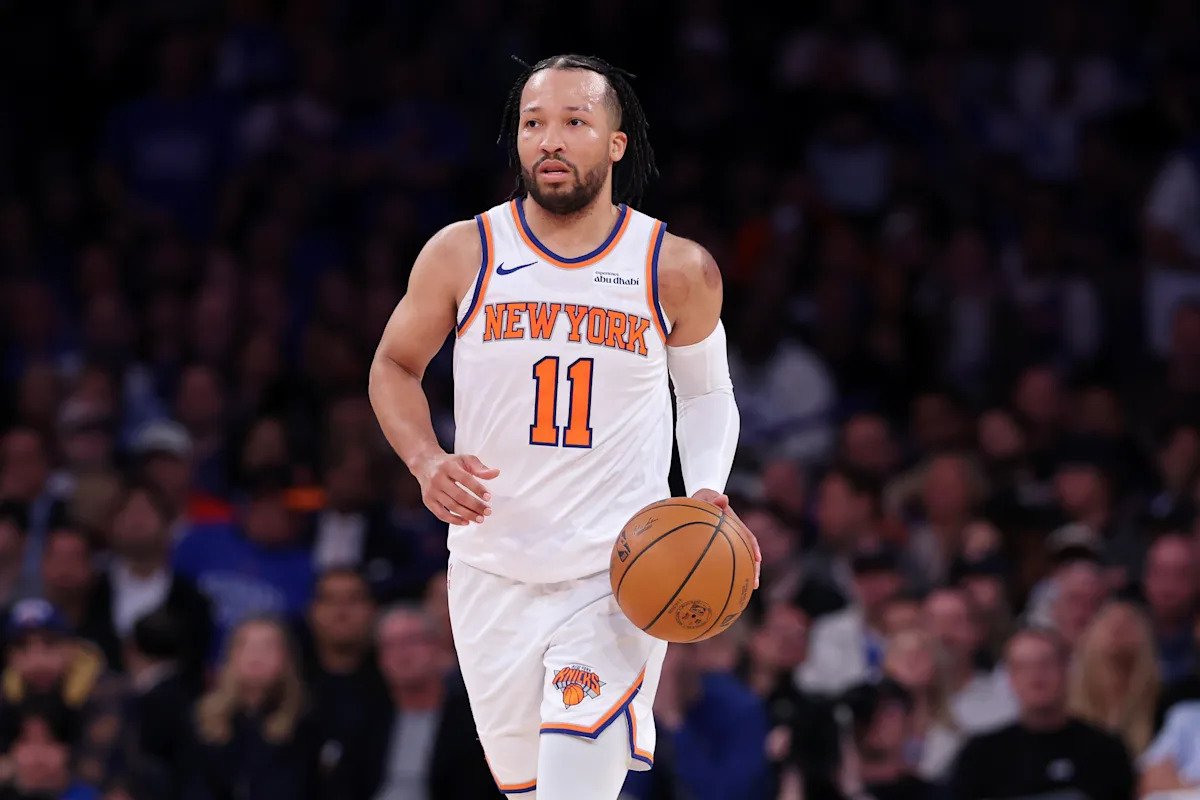 Jalen Brunson está encendido contra los 76ers mientras los Knicks extienden su dominio de los playoffs en el Juego 1