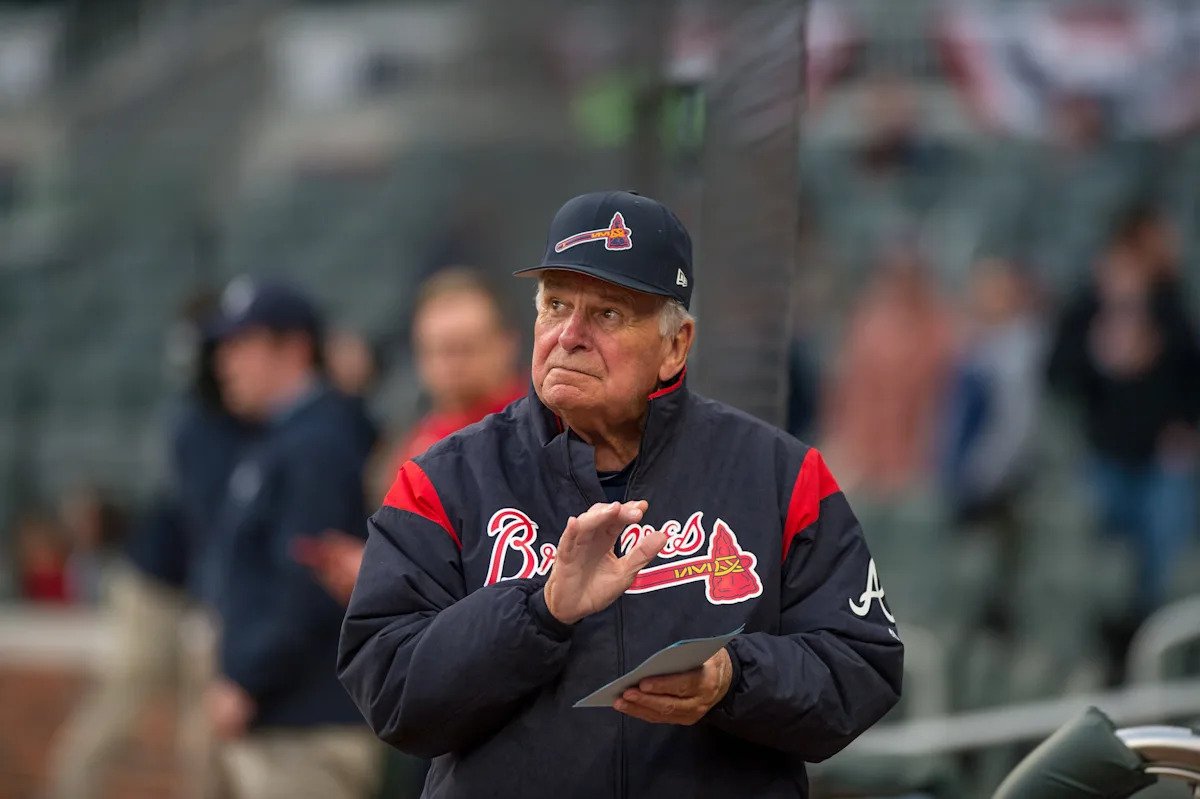 Muere Bobby Cox, legendario mánager de los Bravos, a los 84 años