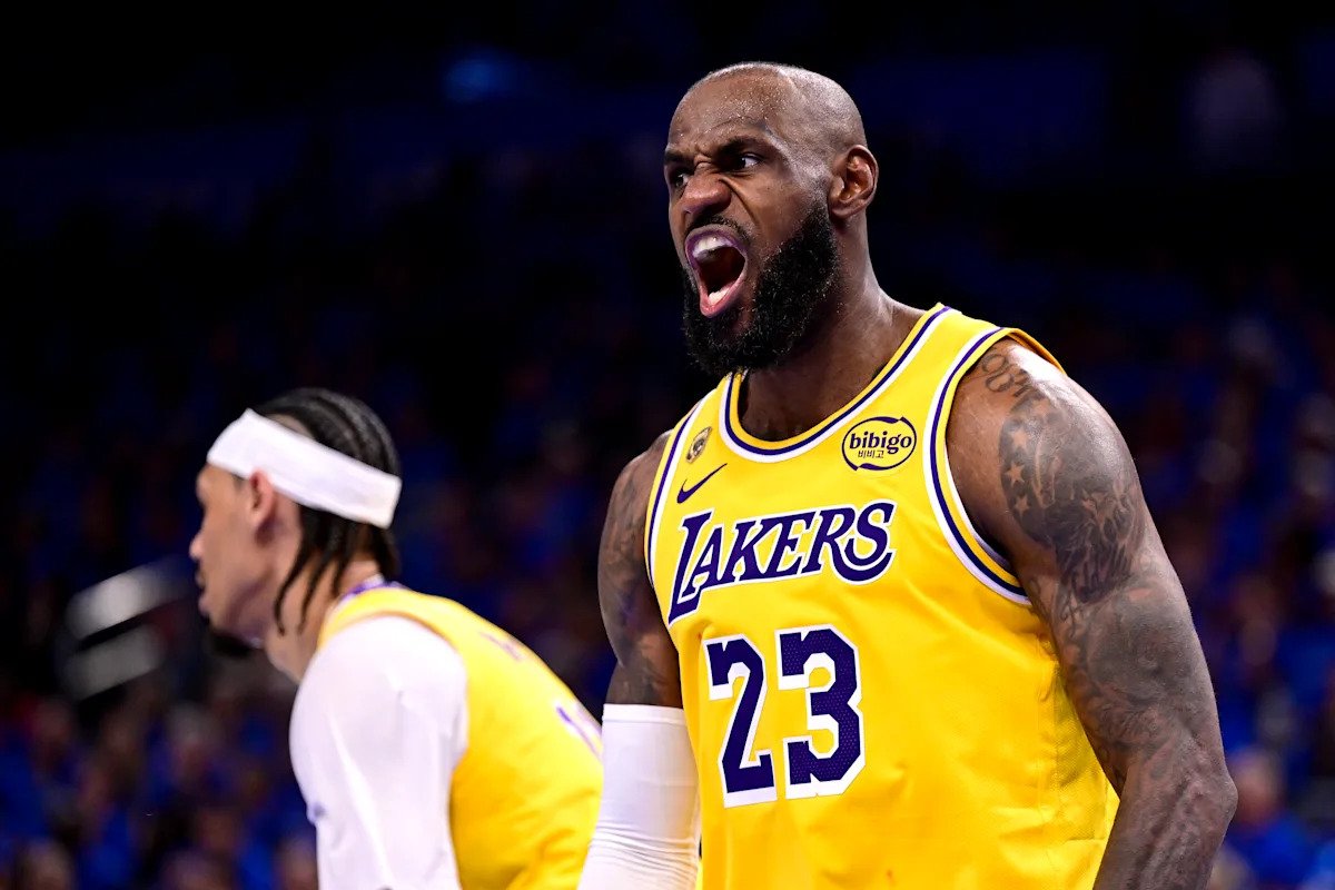 Todos los demás participantes del Draft de la NBA de 2003 envejecieron. De alguna manera, LeBron James no hizo eso