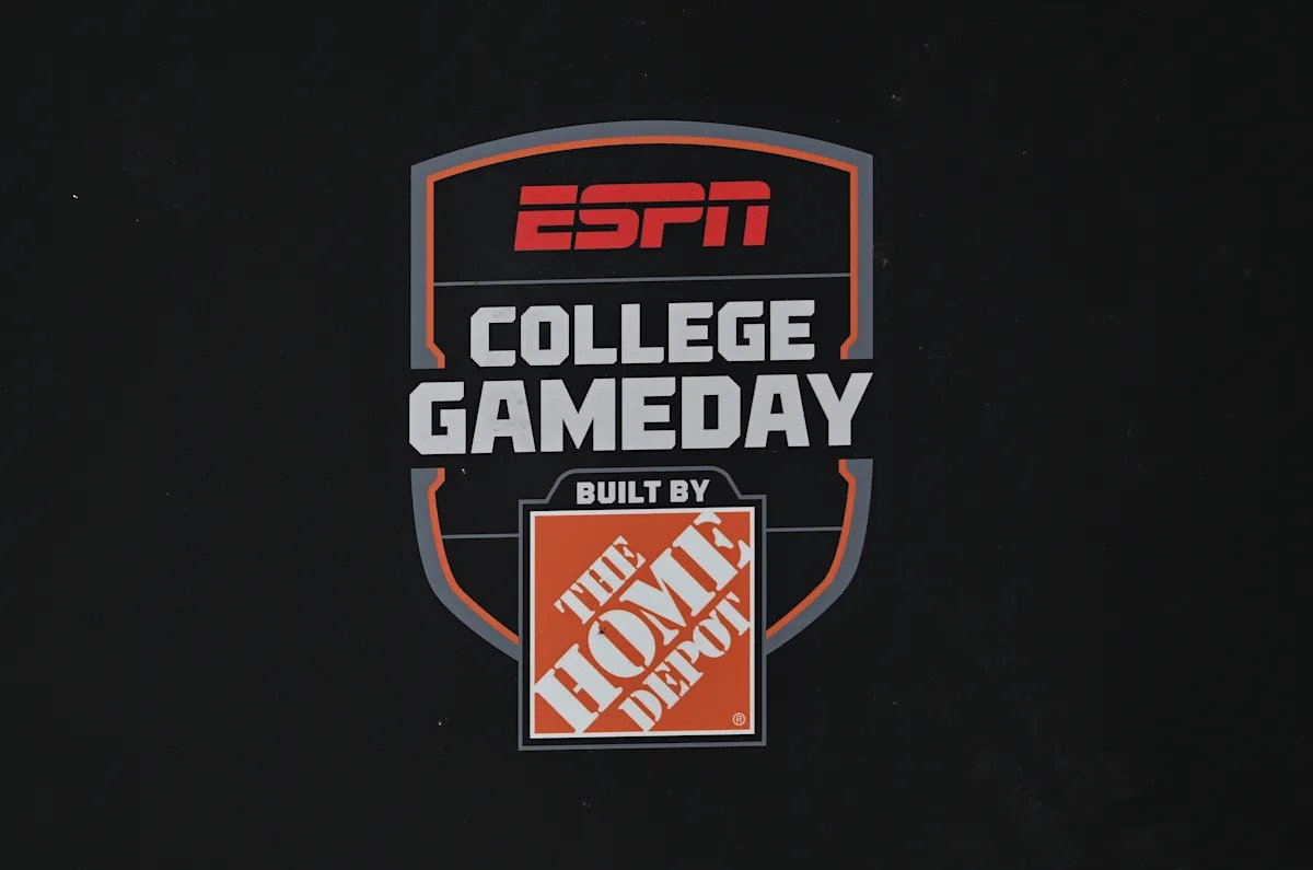 ESPN anuncia que el “College GameDay” se llevará a cabo en Baton Rouge, Austin para dar inicio a la temporada de fútbol americano de 2026