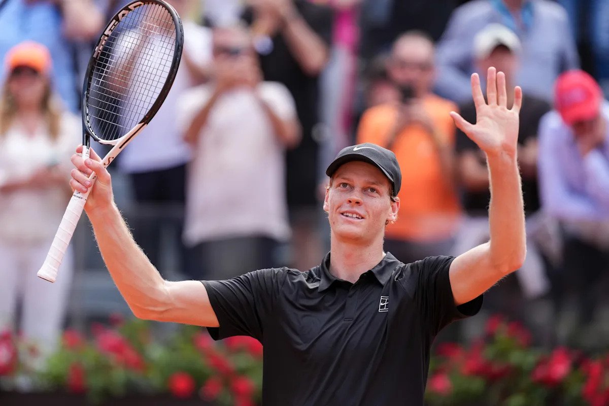 Jannik Sinner iguala el récord de Masters 1000 de Novak Djokovic con su 31ª victoria consecutiva en el Abierto de Italia