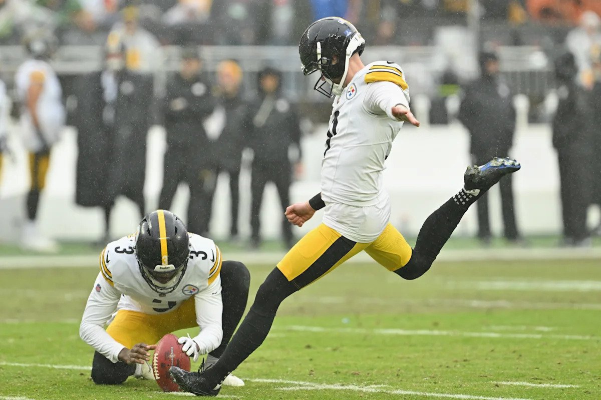 Se informa que los Steelers están firmando al pateador All-Pro Chris Boswell con una extensión de contrato de cuatro años por valor de $28 millones.