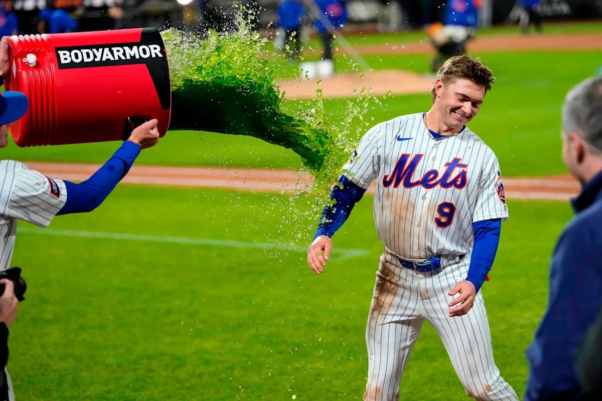 El prospecto de los Mets, AJ Ewing, debuta con una actuación sin precedentes en una impresionante victoria sobre los Tigres
