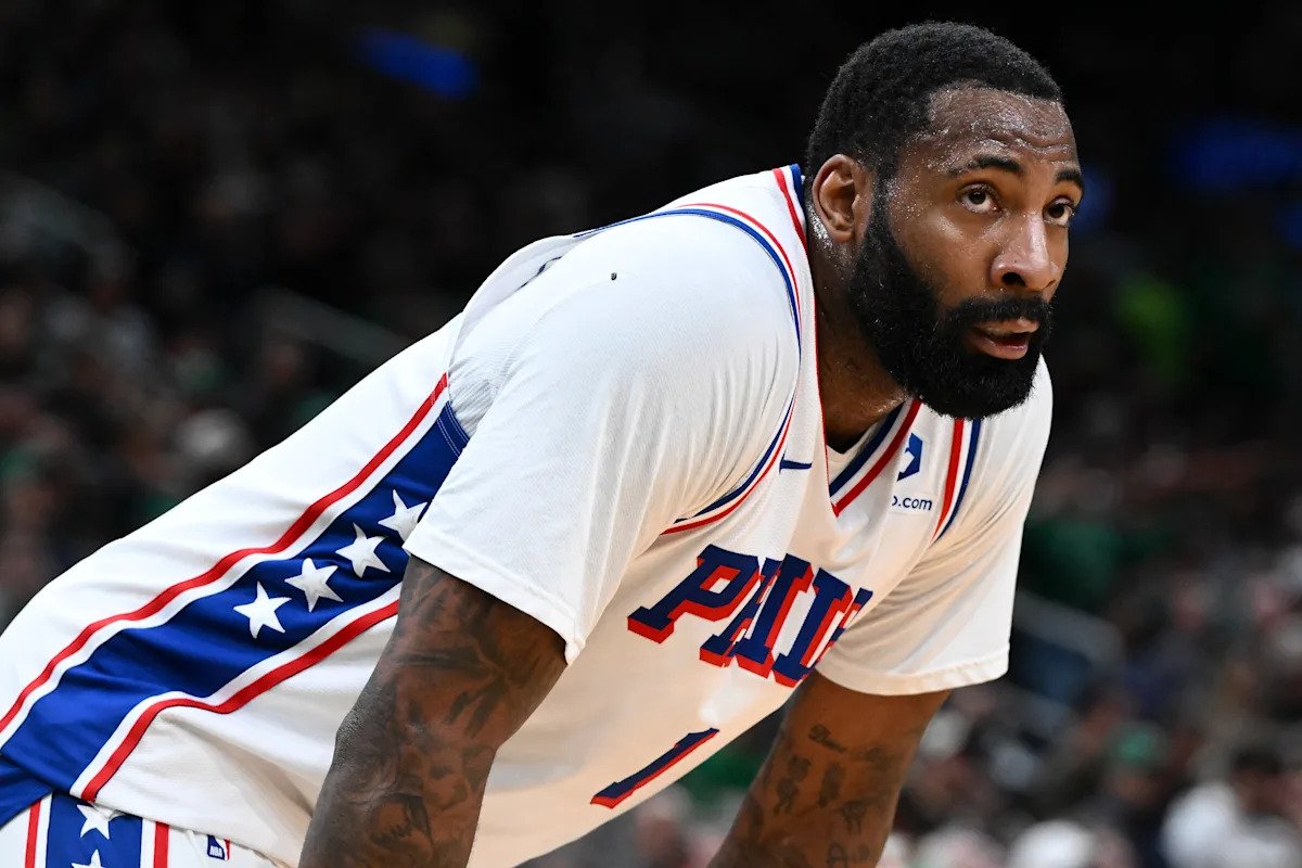 El Madison Square Garden se burla de los intentos fallidos de Andre Drummond de desalojar la pelota y aplaude al héroe Karl-Anthony Towns.
